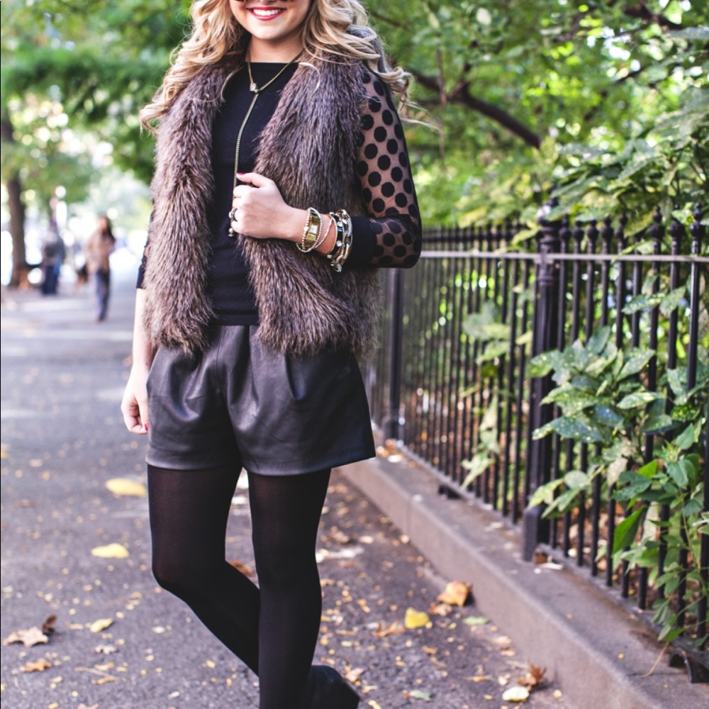 Vince Camuto fur vest - Picture 2 of 4